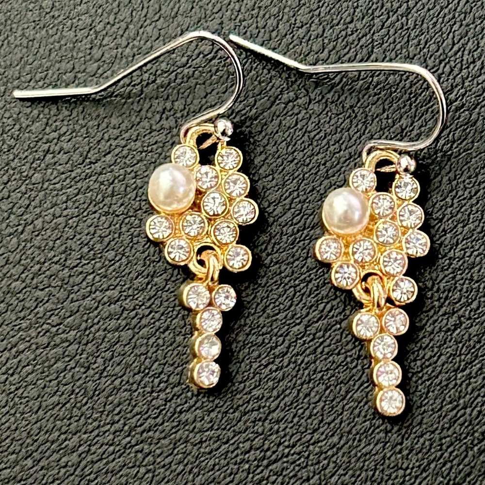 Y2K Gold Grape Cluster Pearl Rhinestone Drop Earrings McBling Costume 2000s